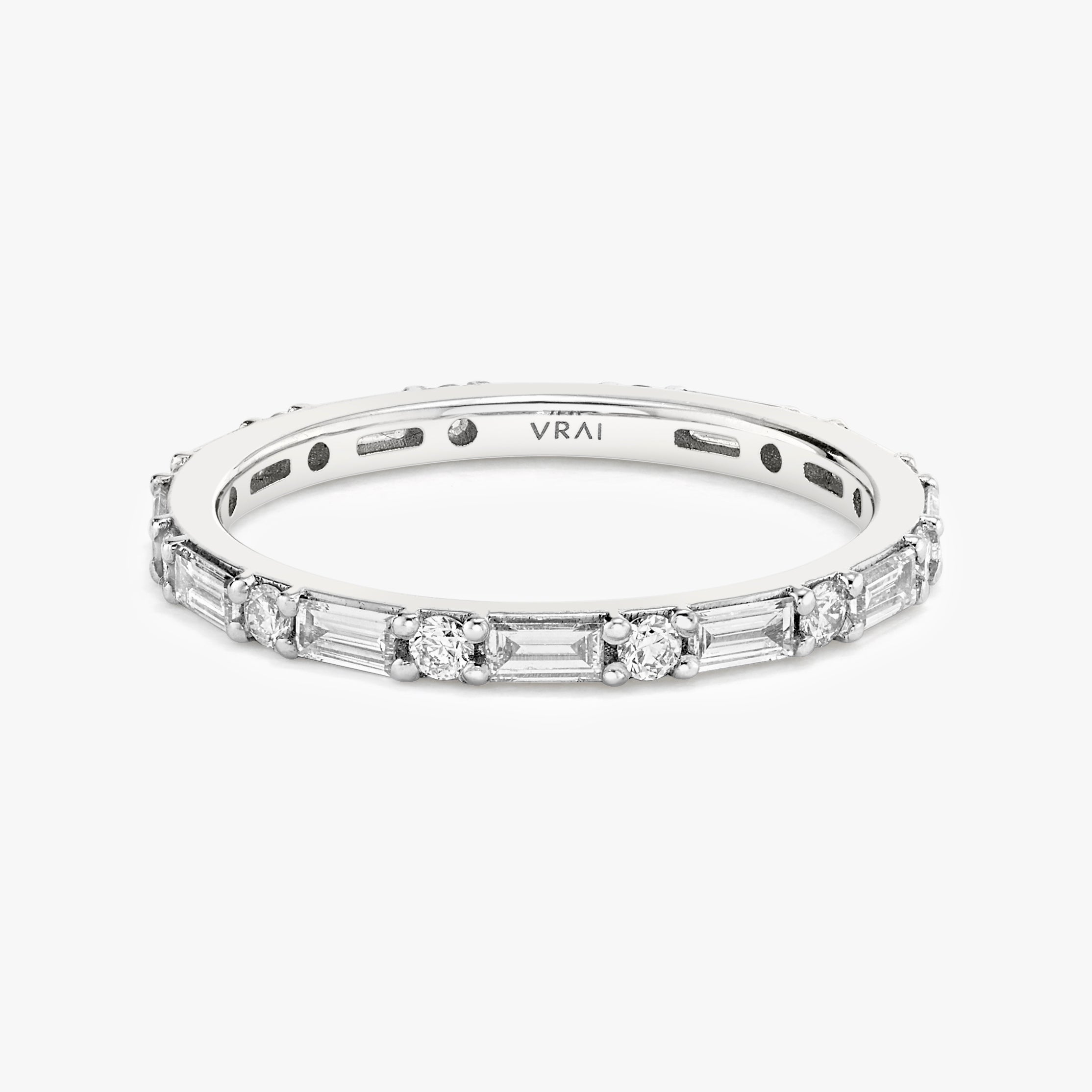 Alternating Shapes Band Full Platinum